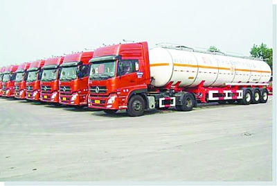 危險(xiǎn)品整車運(yùn)輸：安全、準(zhǔn)時(shí)、全程監(jiān)控